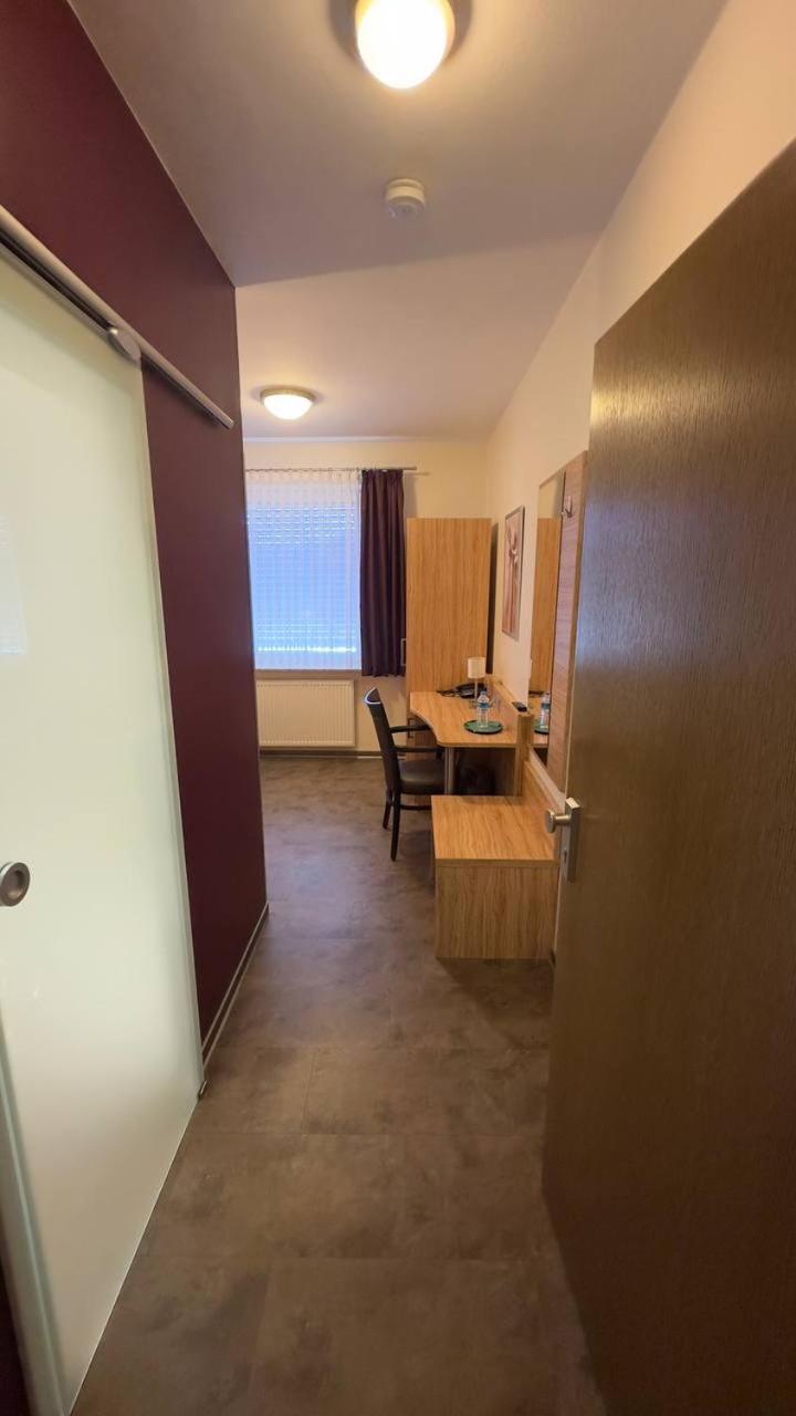 Hotel Ishi Inn Wolfsburg Luaran gambar